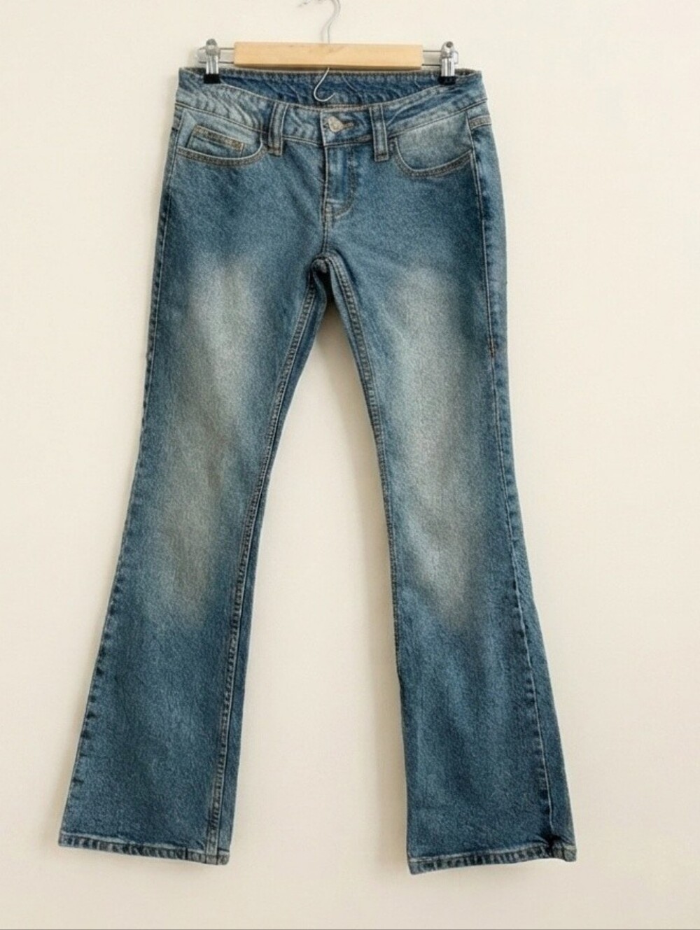 J. Galt Low-Rise Flare Jeans Size Small